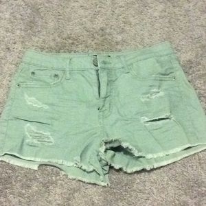 Aéropostale distressed high waisted shorty shorts